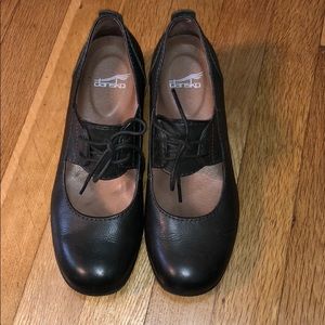Gray Dansko Oxford Heels
